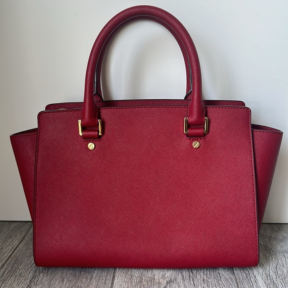 Michael Kors Selma Satchel - Picture 2 of 8